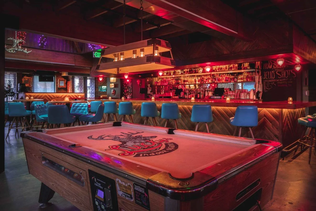 Happy Hour — LUCKYS | Indoor Outdoor